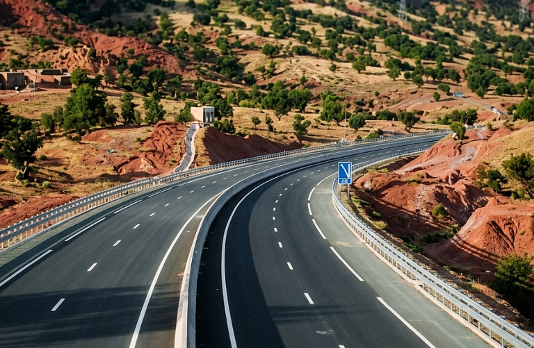 Le Maroc accélère le développement de son réseau routier en vue du Mondial 2030