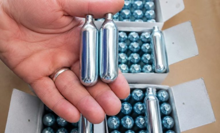 Saisie d’une cargaison de protoxyde d’azote dans un entrepôt à Kénitra de Tanger