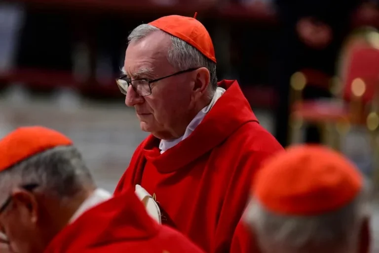 L’Académie du Royaume du Maroc accueille le cardinal Pietro Parolin comme membre d’honneur