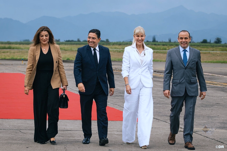 Nasser Bourita arrive à Cali pour représenter le Roi Mohammed VI à la cérémonie d’investiture du nouveau président colombien